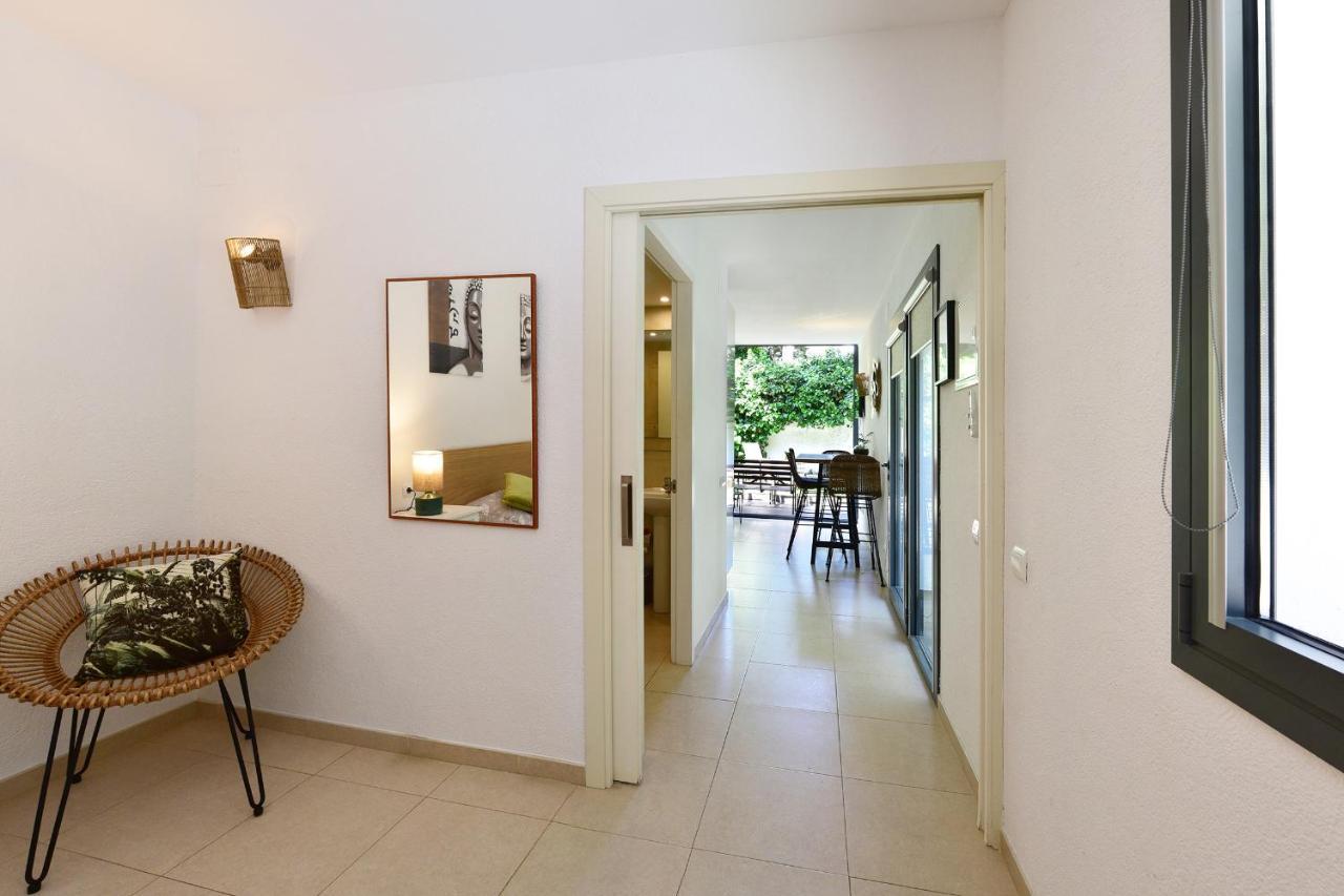 Apartamento Con Jardincito En El Centro De Кадакес Екстериор снимка